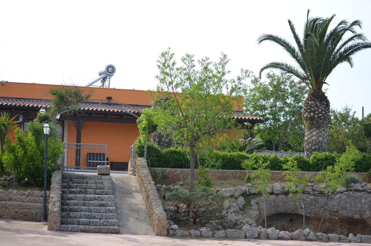 Relais La Giara Guest House Manduria Exterior photo